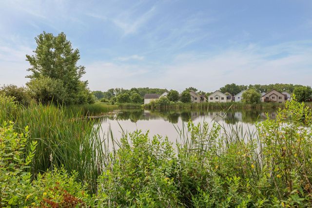 1014 Heldt Street, Chaska, MN 55318