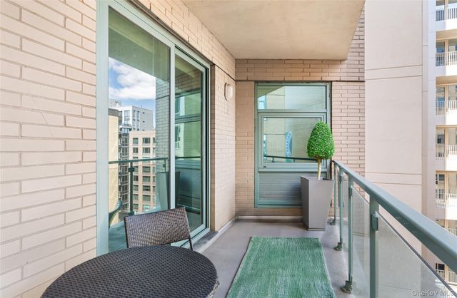 2415 Queens Plaza N 7A, Long Island City, NY 11101