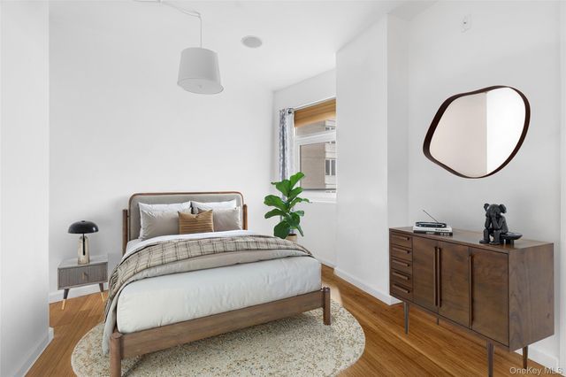 2415 Queens Plaza N 7A, Long Island City, NY 11101