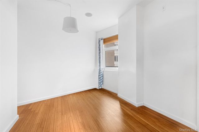 2415 Queens Plaza N 7A, Long Island City, NY 11101