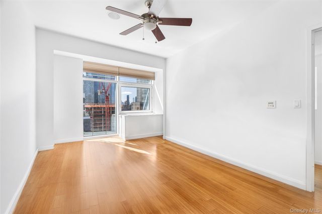 2415 Queens Plaza N 7A, Long Island City, NY 11101