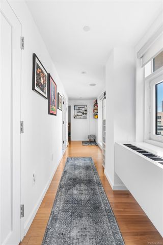 2415 Queens Plaza N 7A, Long Island City, NY 11101