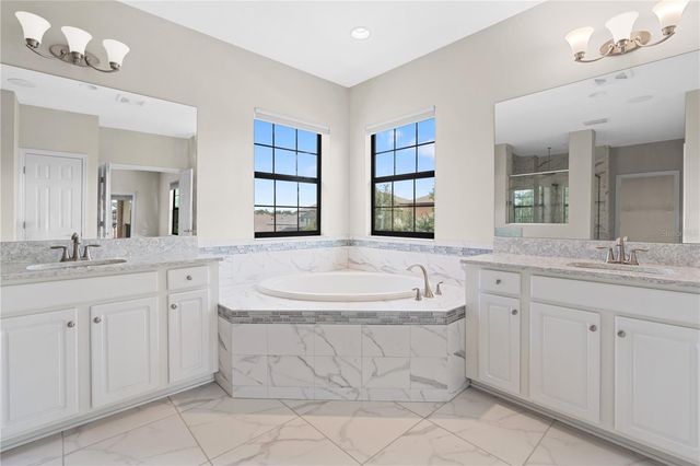 13830 MOONSTONE CANYON DRIVE, Riverview, FL 33579
