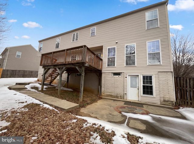 8813 DELLA LN, Fort Washington, MD 20744