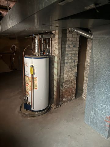 82 1st Street, New Haven, CT 06519