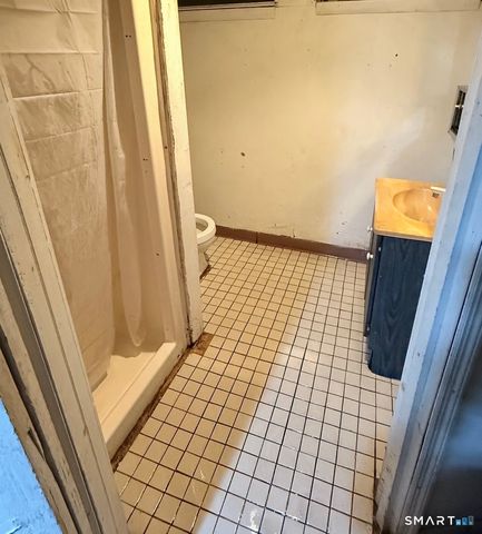 82 1st Street, New Haven, CT 06519