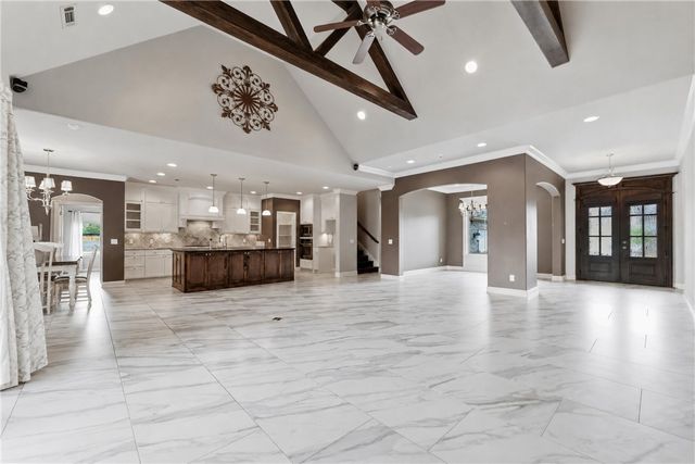 325 Angel Falls Lane, Springdale, AR 72762