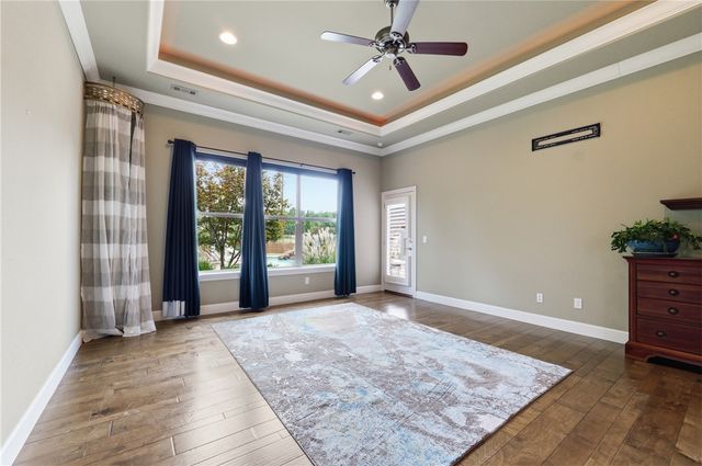 325 Angel Falls Lane, Springdale, AR 72762