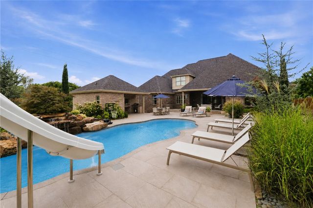 325 Angel Falls Lane, Springdale, AR 72762