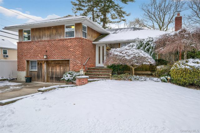 6 Dale Avenue, Syosset, NY 11791