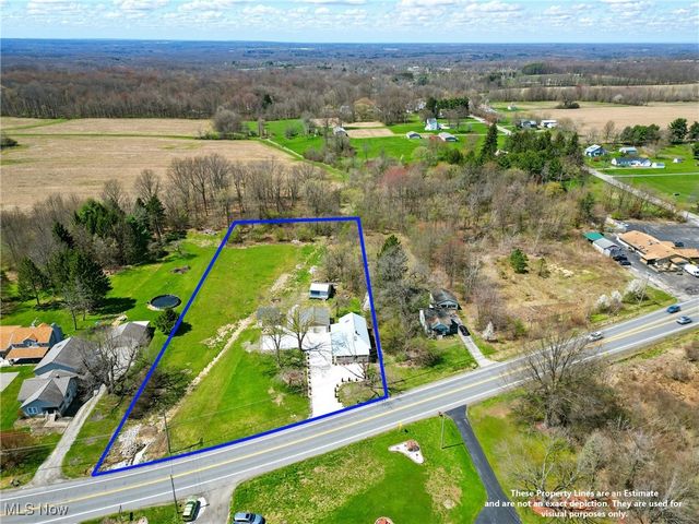 3270 S Canfield Niles Road, Canfield, OH 44406