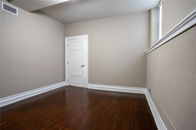 300 Alexander Street 110, Rochester, NY 14607