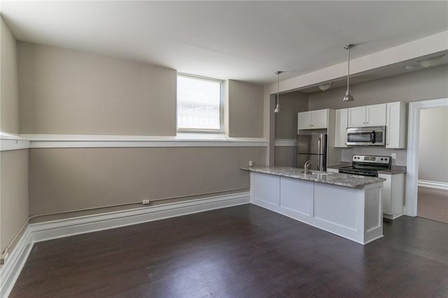 300 Alexander Street 110, Rochester, NY 14607