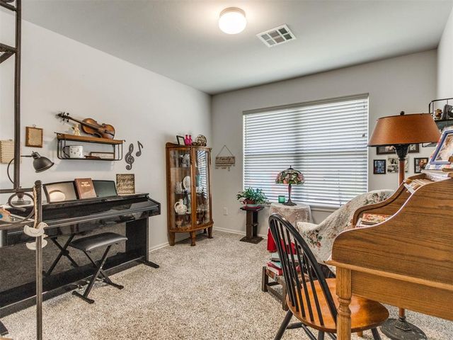 11036 NW 94th Street, Yukon, OK 73099