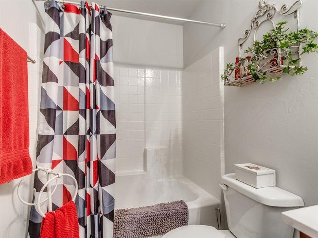 11036 NW 94th Street, Yukon, OK 73099