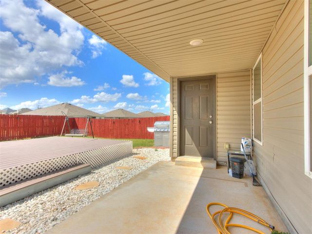 11036 NW 94th Street, Yukon, OK 73099