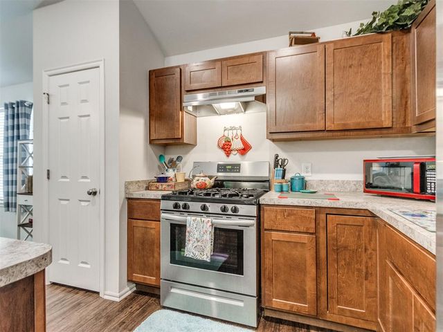 11036 NW 94th Street, Yukon, OK 73099