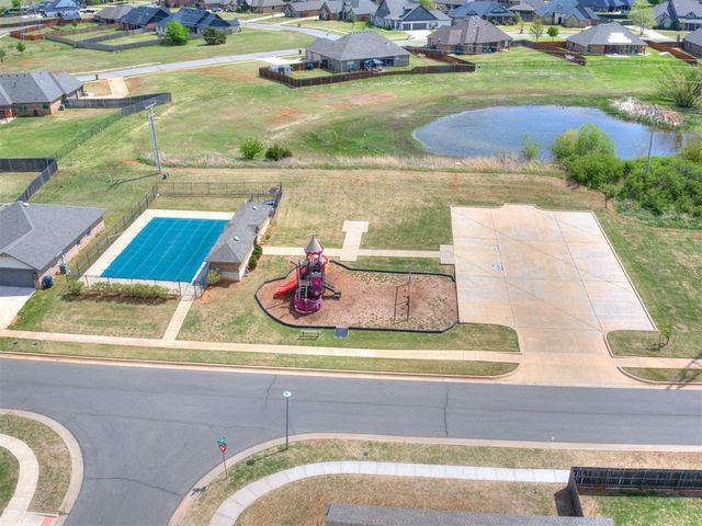 11036 NW 94th Street, Yukon, OK 73099