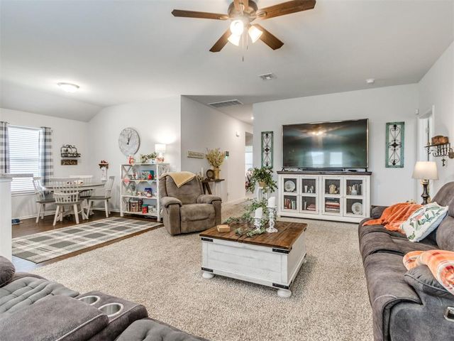 11036 NW 94th Street, Yukon, OK 73099