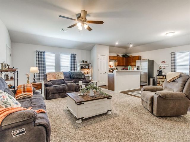 11036 NW 94th Street, Yukon, OK 73099