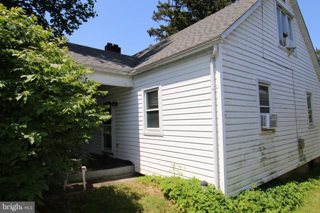 636 MOUNT GRETNA RD, Elizabethtown, PA 17022