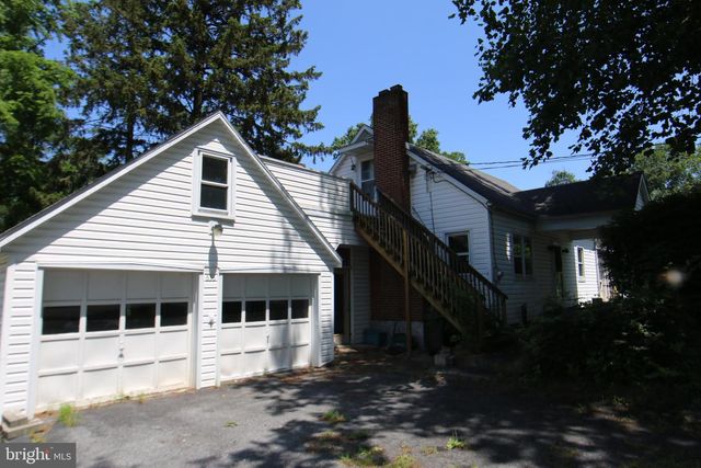636 MOUNT GRETNA RD, Elizabethtown, PA 17022