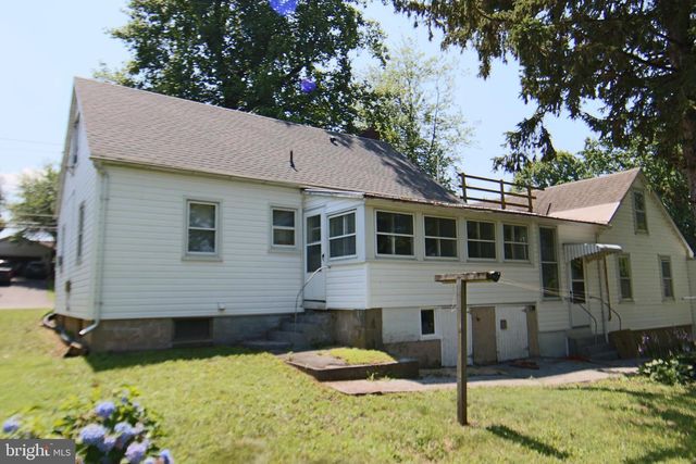 636 MOUNT GRETNA RD, Elizabethtown, PA 17022