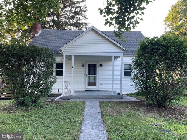 636 MOUNT GRETNA RD, Elizabethtown, PA 17022