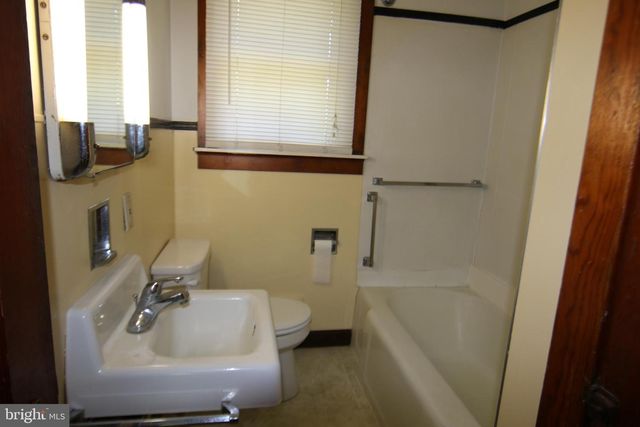 636 MOUNT GRETNA RD, Elizabethtown, PA 17022