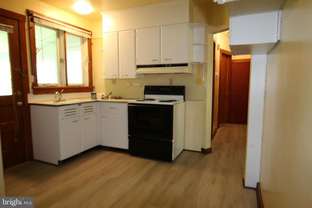 636 MOUNT GRETNA RD, Elizabethtown, PA 17022