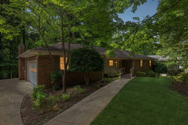 3631 Woodcrest Circle NW, Cleveland, TN 37312