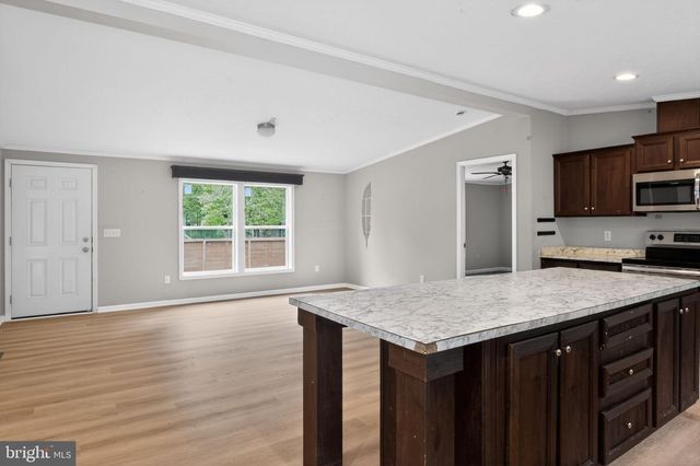 19416 HUMMINGBIRD RD, Ellendale, DE 19941