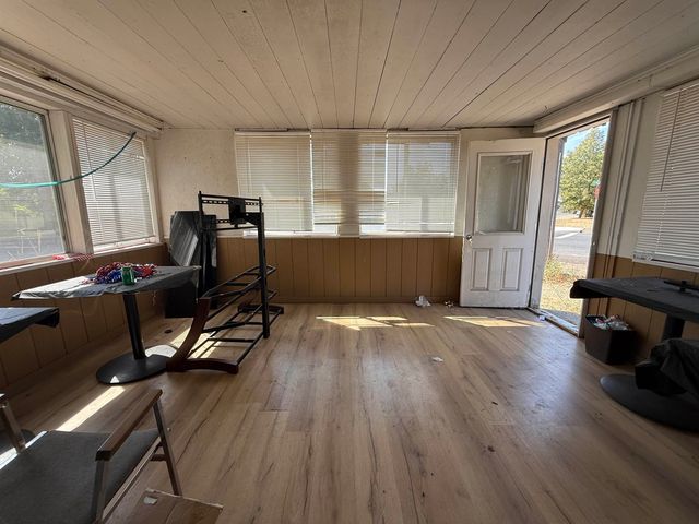 711 E Lake St, Medical Lake, WA 99022