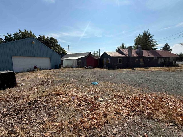 711 E Lake St, Medical Lake, WA 99022