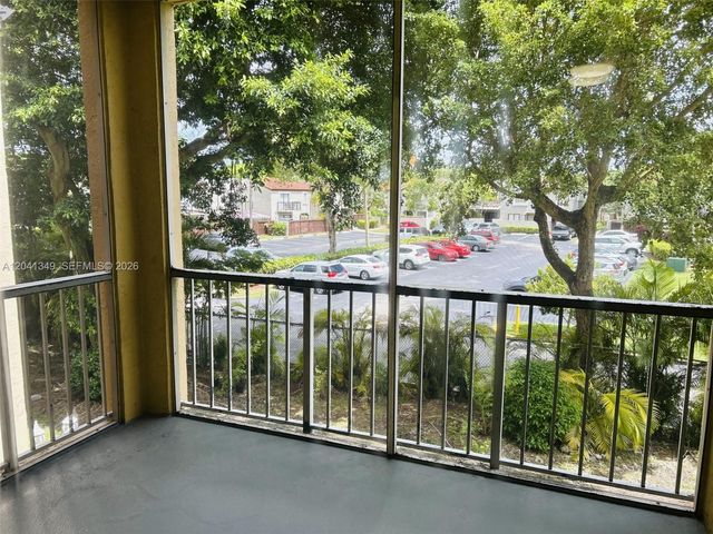 15325 SW 106th Terrace 614, Miami, FL 33196