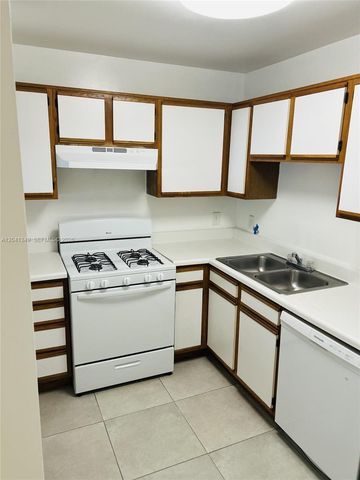 15325 SW 106th Terrace 614, Miami, FL 33196