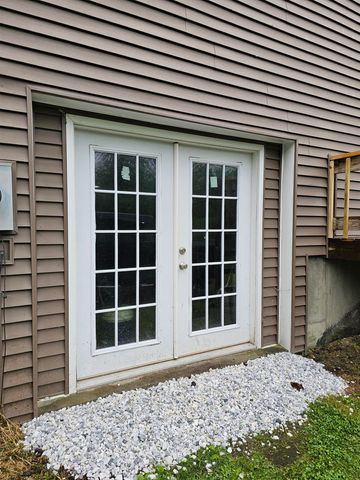 2817 Huntington Road, Richmond, VT 05477
