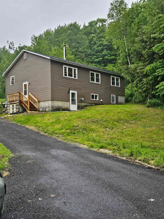 2817 Huntington Road, Richmond, VT 05477