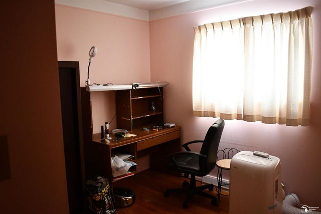 20616 Powers Avenue, Dearborn Heights, MI 48125