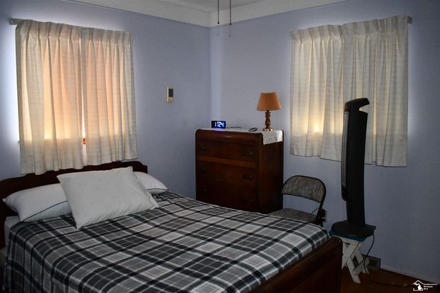 20616 Powers Avenue, Dearborn Heights, MI 48125