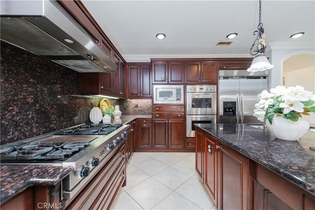 32 Grassland, Irvine, CA 92620