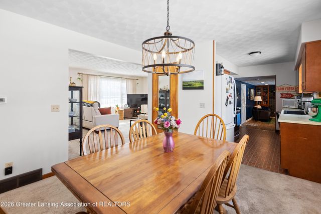 4236 Oakcrest Drive, Lansing, MI 48917