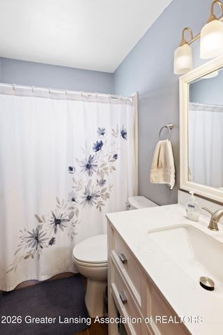 4236 Oakcrest Drive, Lansing, MI 48917