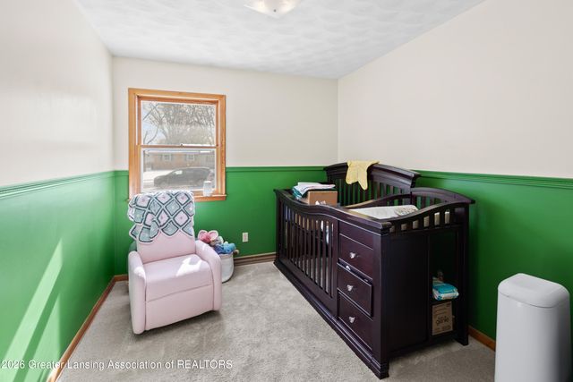 4236 Oakcrest Drive, Lansing, MI 48917