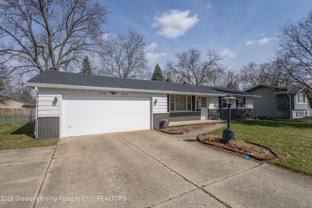 4236 Oakcrest Drive, Lansing, MI 48917