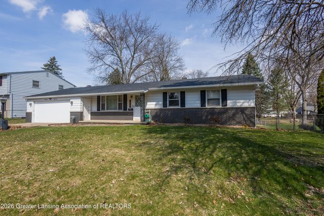 4236 Oakcrest Drive, Lansing, MI 48917