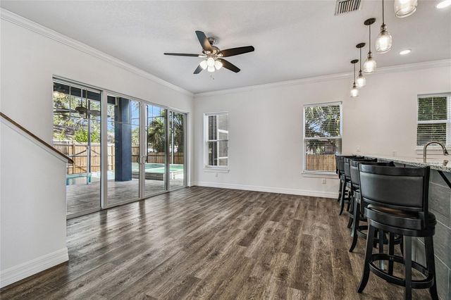 10555 LAKE BREEZE DRIVE, Seminole, FL 33772