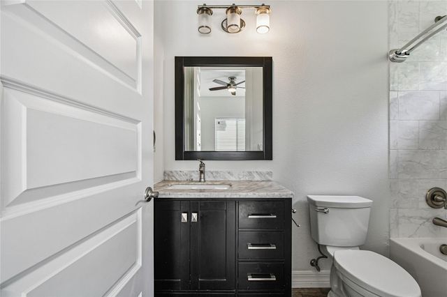 10555 LAKE BREEZE DRIVE, Seminole, FL 33772