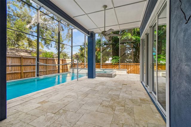 10555 LAKE BREEZE DRIVE, Seminole, FL 33772