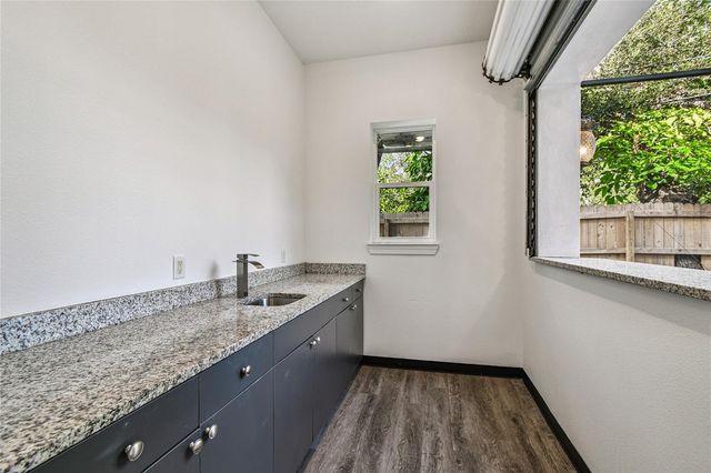 10555 LAKE BREEZE DRIVE, Seminole, FL 33772